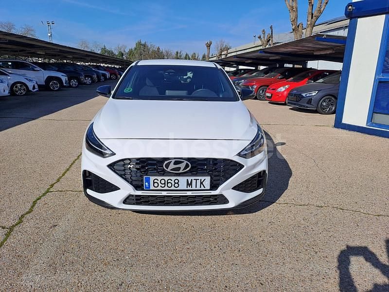 Usado Hyundai i30 N Line 100 CV (73 kW) 2024 Blanco Familiar