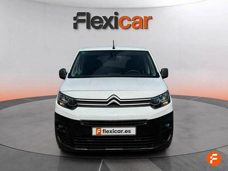 Usado Citroën Berlingo Live 100 CV (73 kW) 2019 Blanco Monovolumen