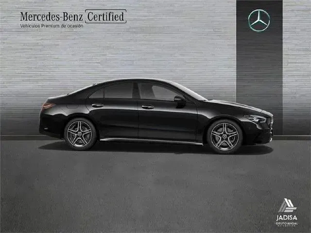 Usado Mercedes CLA250e 218 CV (160 kW) 2024 Negro cosmos Coupe