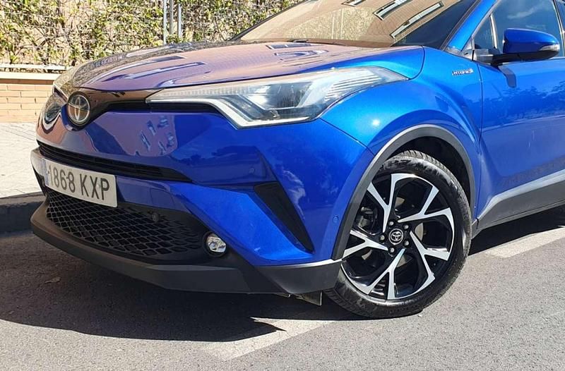 Usado Toyota C-HR Advance 122 CV (89 kW) 2019 Azul SUV