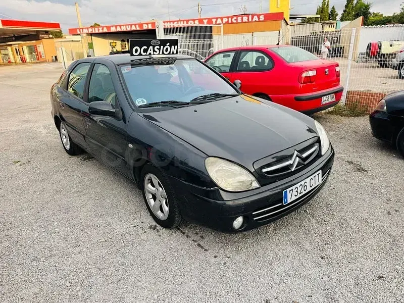 Usado Citroën Xsara Exclusive 110 CV (80 kW) 2004 Negro Berlina