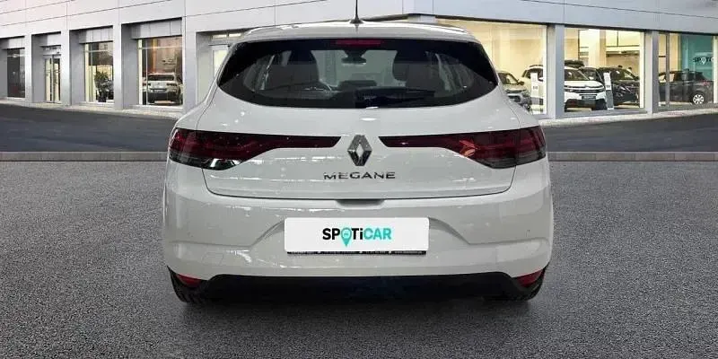 Usado Renault Mégane II Equilibre 116 CV (85 kW) 2022 Blanco Berlina