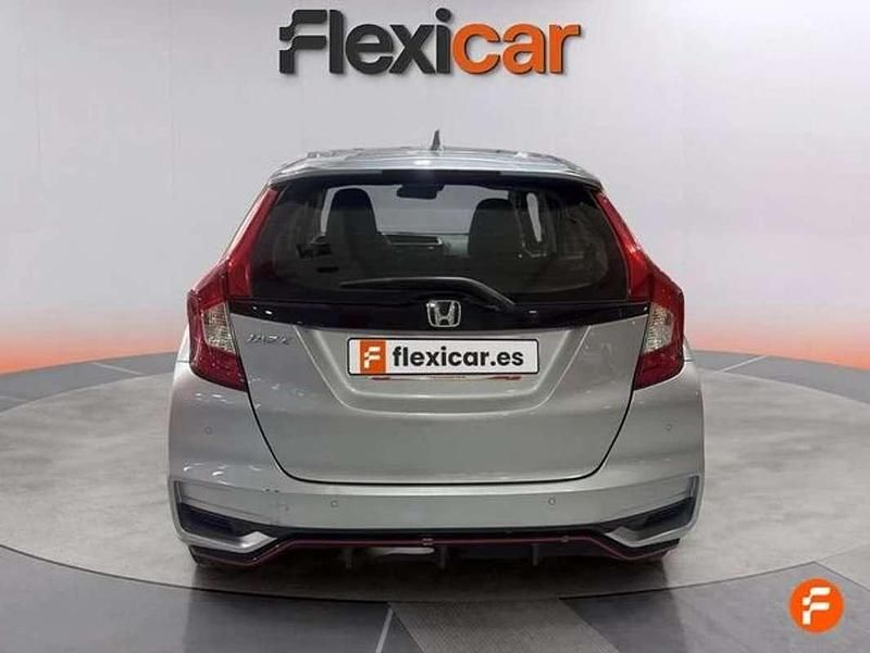 Usado Honda Jazz Dynamic 131 CV (96 kW) 2019 Gris Utilitario