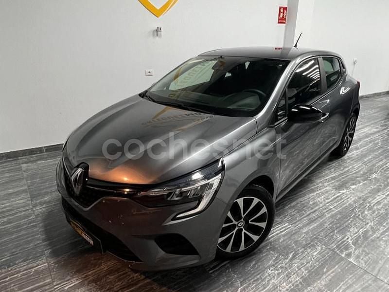 Gris / plata Usado 2022 Renault Clio V Equilibre Berlina | 13.990 € (Precio justo) - Imagen 1/4