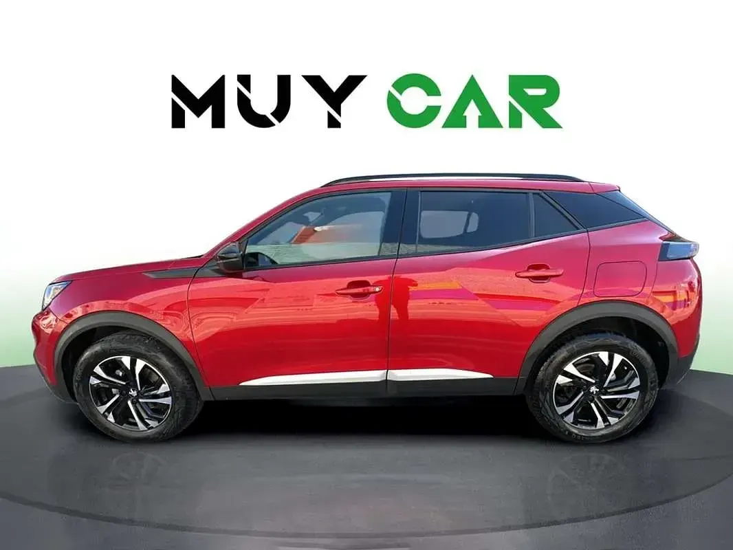 Usado Peugeot 2008 Allure 131 CV (96 kW) 2023 Rojo SUV