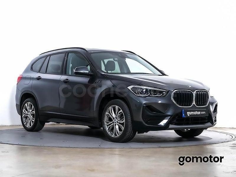 Usado BMW 118 136 CV (100 kW) 2021 Gris / plata Utilitario