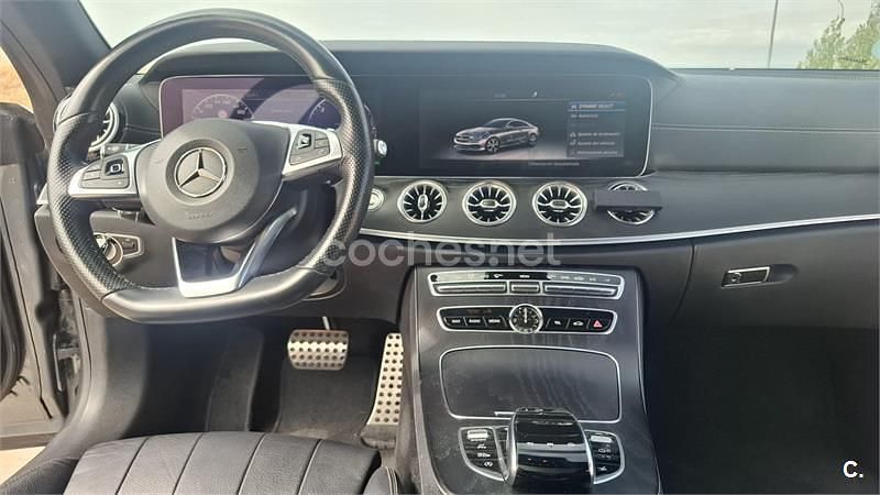 Usado Mercedes E220 194 CV (142 kW) 2017 Negro Coupe