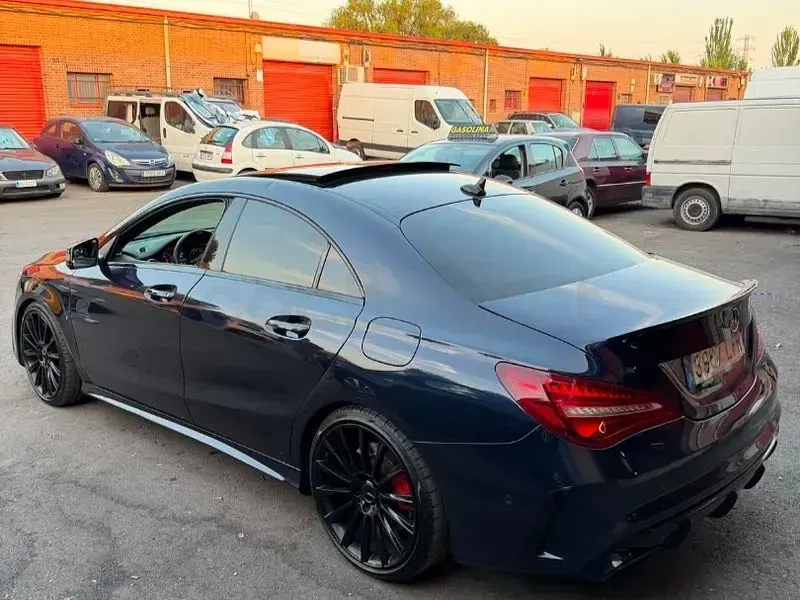 Usado Mercedes CLA45 AMG 381 CV (280 kW) 2018 Azul Coupe