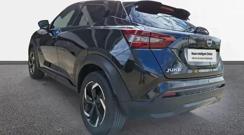 Usado Nissan Juke N-Connecta 114 CV (83 kW) 2024 Midnight black (metalizado) SUV