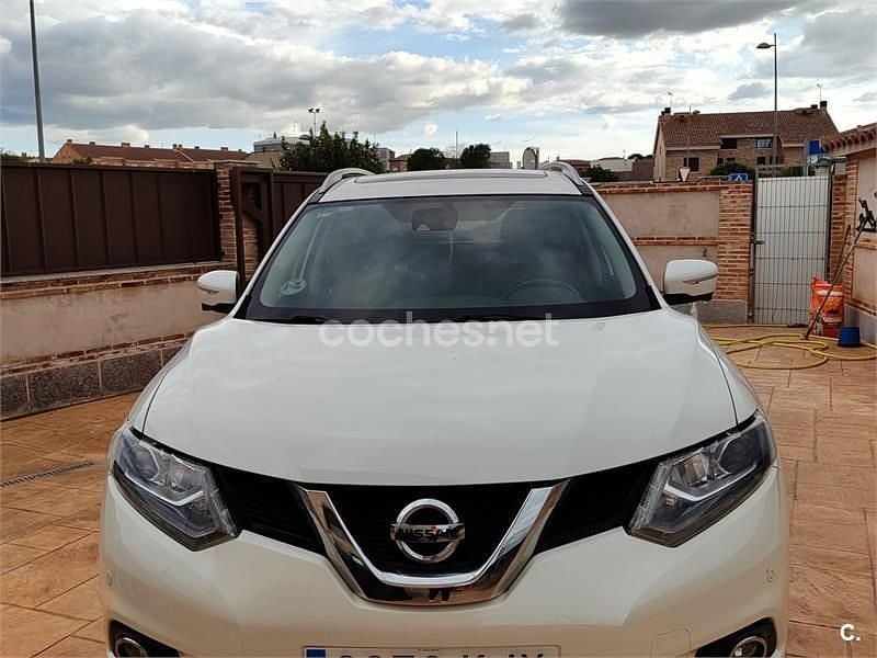 Blanco Usado 2015 Nissan X-Trail N-Connecta SUV | 14.000 € (Precio justo) - Imagen 1/4