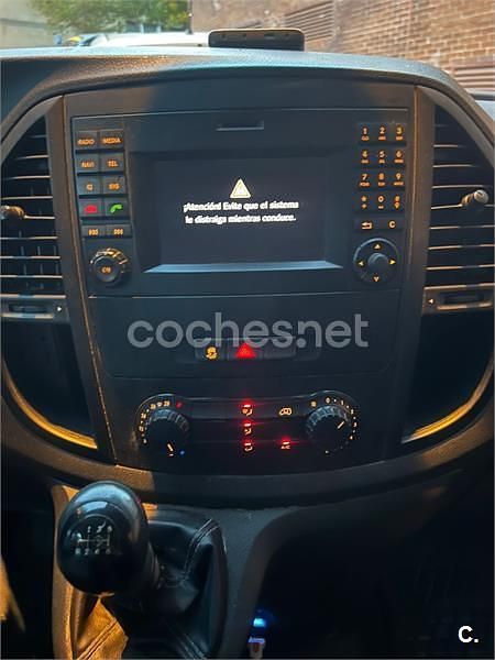 Usado Mercedes Vito Marco Polo 88 CV (64 kW) 2017 Azul Van