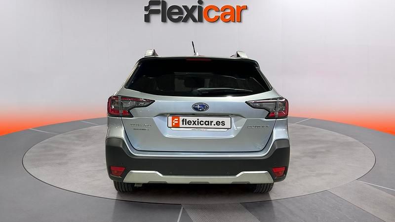 Käytetty Subaru Outback 173 HP (127 kW) 2023 Harmaa Katumaasturi