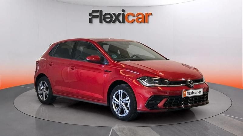 Usado VW Polo R-line 110 CV (80 kW) 2023 Burdeos Utilitario