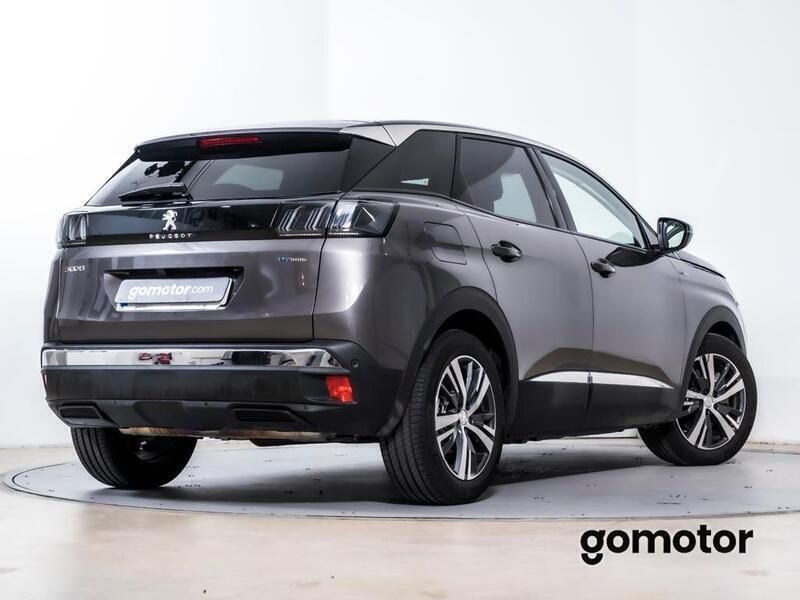 Usado Peugeot 3008 Allure 225 CV (165 kW) 2022 Gris platino SUV