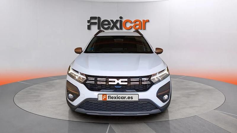 Usado Dacia Jogger Expression 110 CV (80 kW) 2025 Blanco Monovolumen