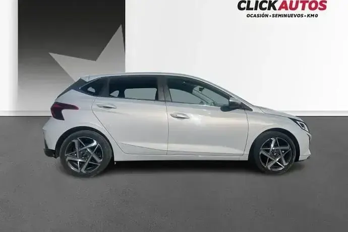 Usado Hyundai i20 100 CV (73 kW) 2025 Utilitario