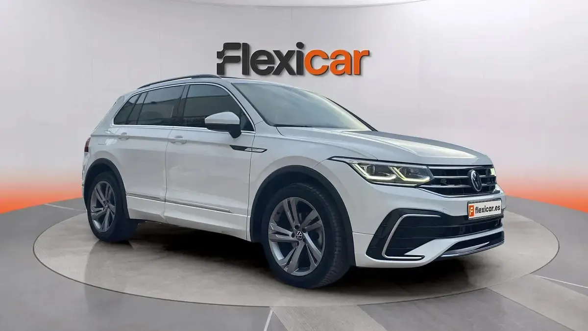 Usado VW Tiguan R-line 150 CV (110 kW) 2022 SUV