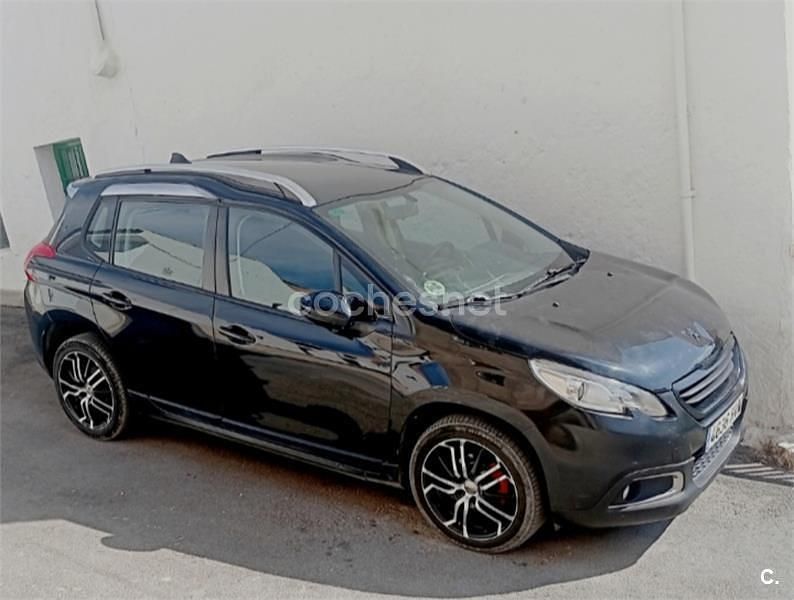 Negro Usado 2014 Peugeot 2008 Active SUV | 6000 € (Precio justo) - Imagen 1/2