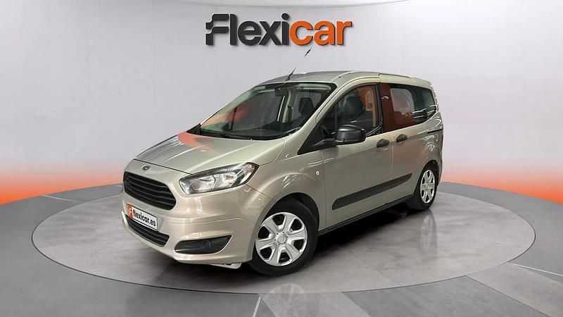 Usado Ford Tourneo Courier Ambiente 102 CV (75 kW) 2015 Gris Monovolumen