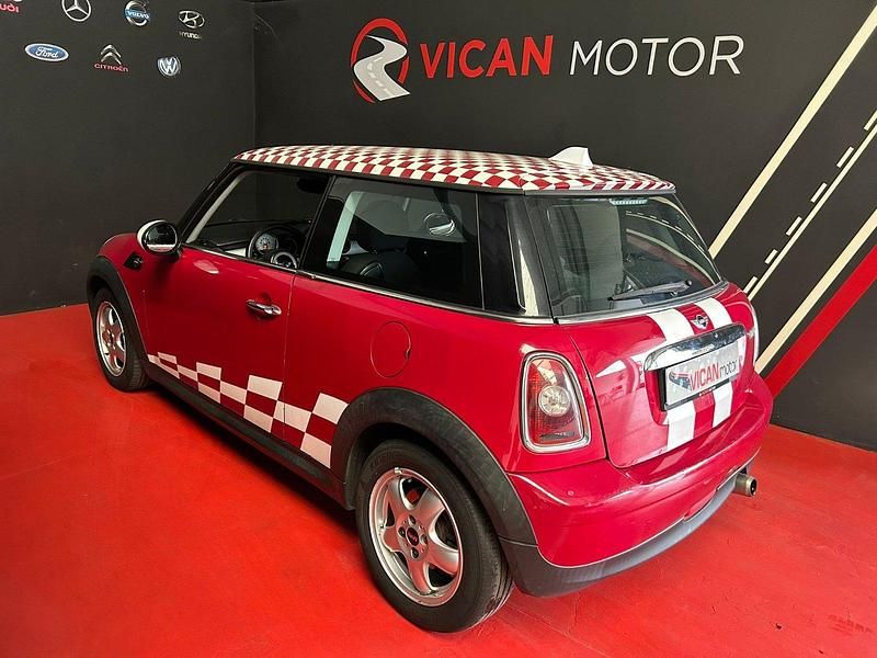 Usado Mini Cooper S 120 CV (88 kW) 2008 Rojo Utilitario