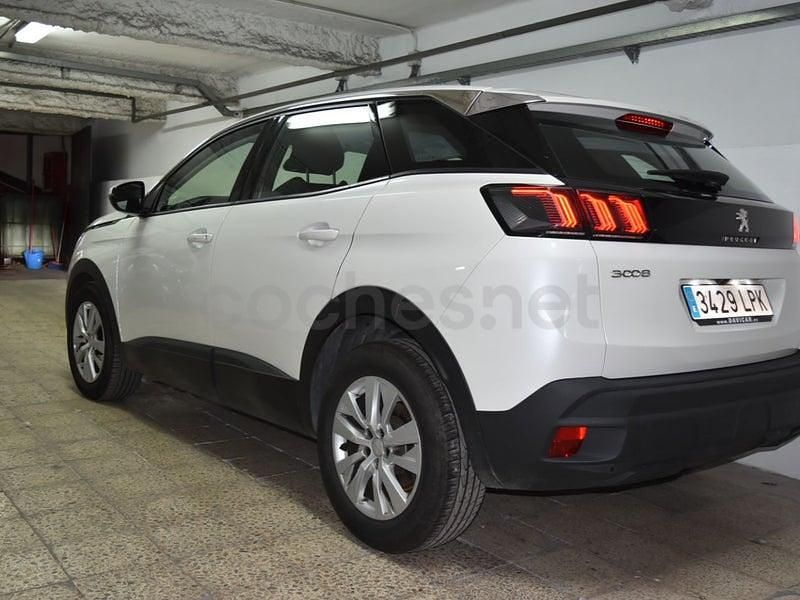 Usado Peugeot 3008 Active 131 CV (96 kW) 2021 Blanco SUV