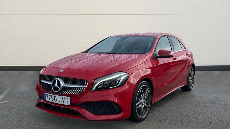 Usado Mercedes A200 AMG line 136 CV (100 kW) 2016 Rojo Berlina