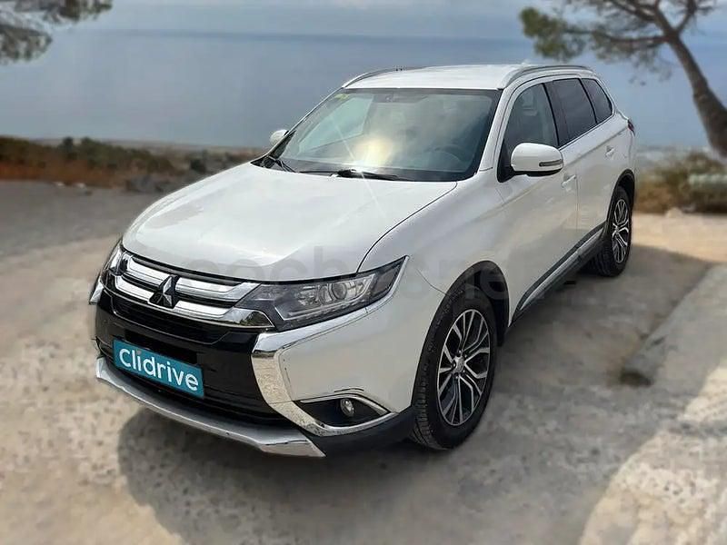 Usado Mitsubishi Outlander Motion 150 CV (110 kW) 2018 Blanco SUV