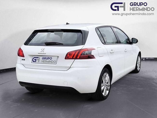 Usado Peugeot 308 Active 100 CV (73 kW) 2020 Blanco
