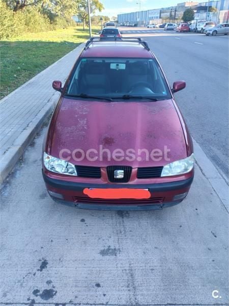 Granate Usado 2000 Seat Cordoba Stella Familiar | 1500 € (Precio justo) - Imagen 1/4
