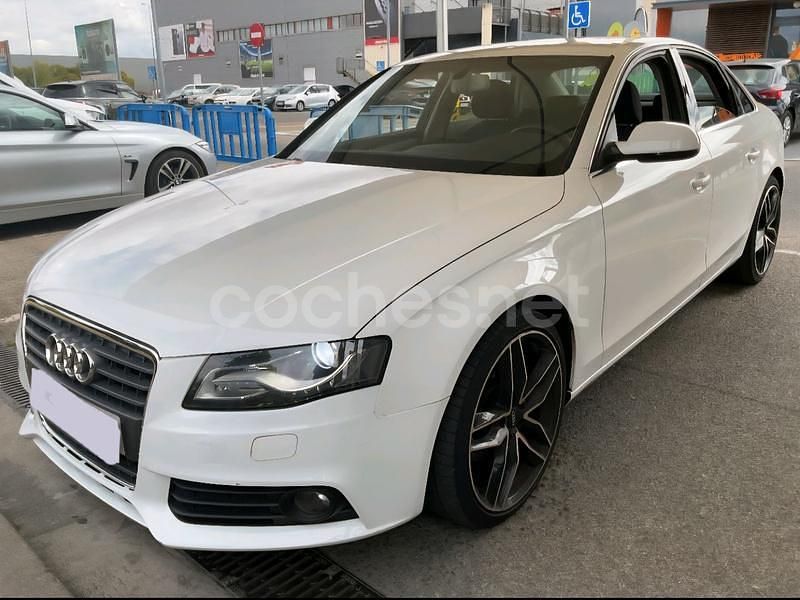Blanco Usado 2011 Audi A4 Berlina | 11.200 € (Precio justo) - Imagen 1/4