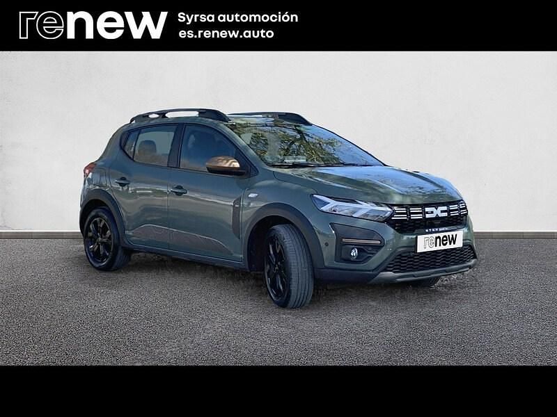 Usado Dacia Sandero Extreme 100 CV (73 kW) 2025 Verde Berlina