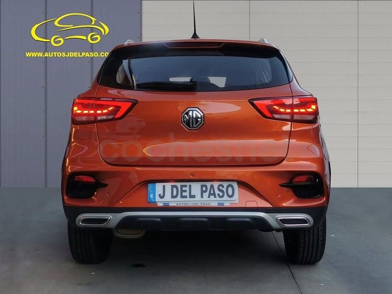 Usado MG ZS Luxury 111 CV (81 kW) 2022 Naranja SUV
