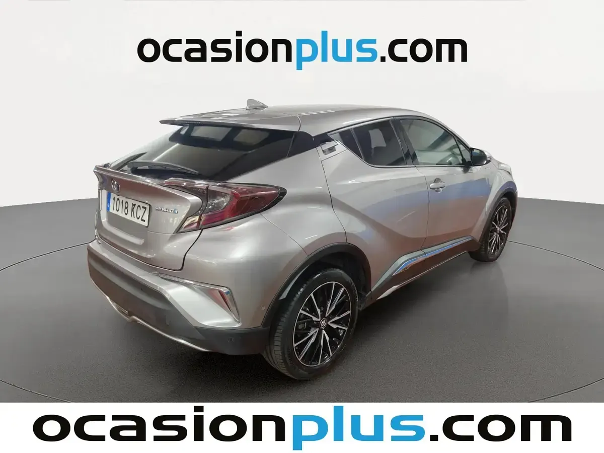 Usado Toyota C-HR Advance 122 CV (89 kW) 2017 Gris SUV