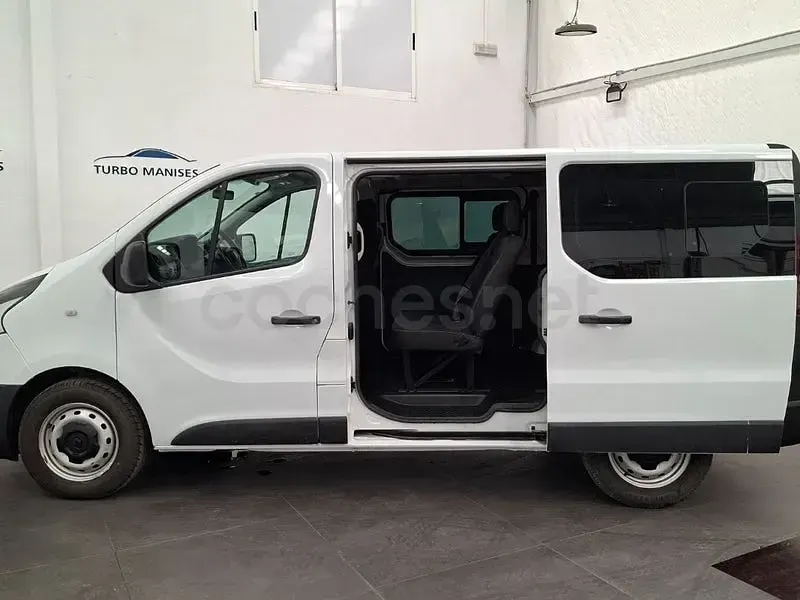 Usado Renault Trafic LIMITED 120 CV (88 kW) 2019 Blanco Monovolumen