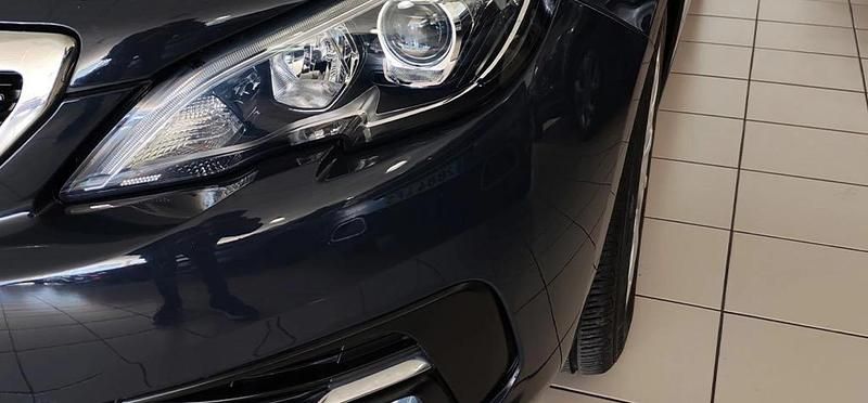 Usado Peugeot 308 Style 110 CV (80 kW) 2019 Gris hurricane Berlina
