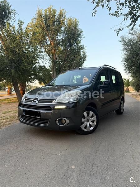 Gris / plata Usado 2013 Citroën Berlingo Monovolumen | 6900 € (Buen precio) - Imagen 1/4