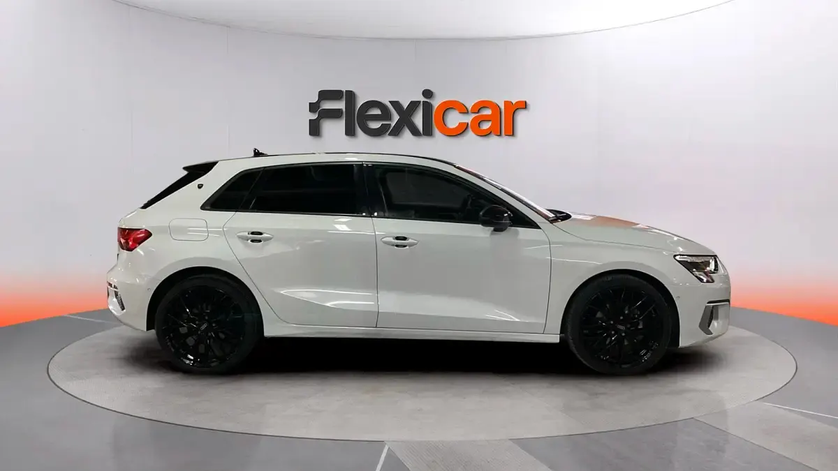 Usado Audi A3 Premium 110 CV (80 kW) 2021 Blanco Berlina