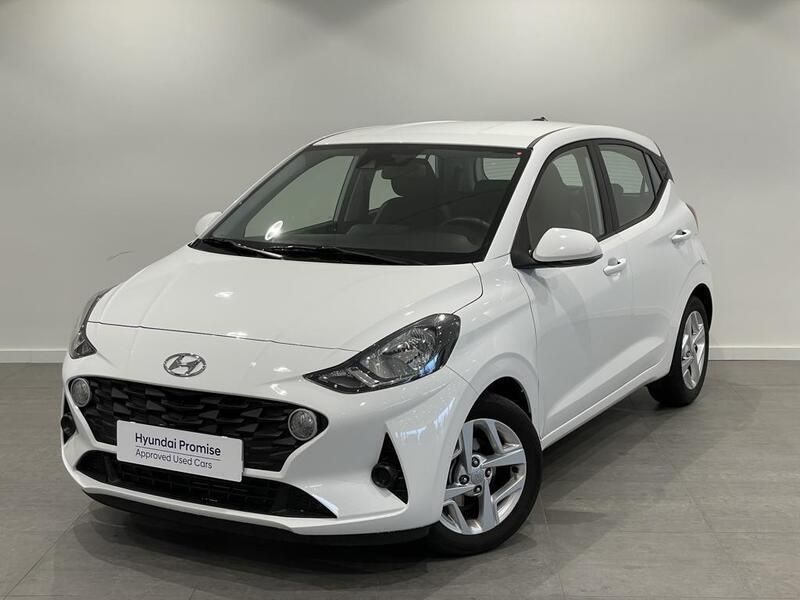 Atlas white Usado 2022 Hyundai i10 Utilitario | 13.900 € (Precio justo) - Imagen 1/4