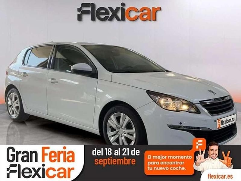 Blanco Usado 2015 Peugeot 308 Active Utilitario | 8190 € (Buen precio) - Imagen 1/4