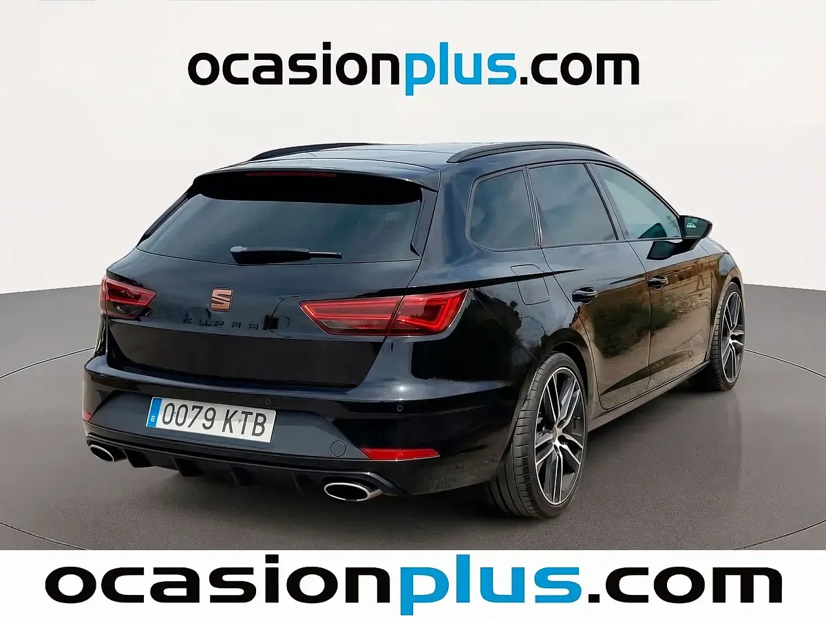 Usado Seat Leon CUPRA 290 CV (213 kW) 2019 Negro Monovolumen
