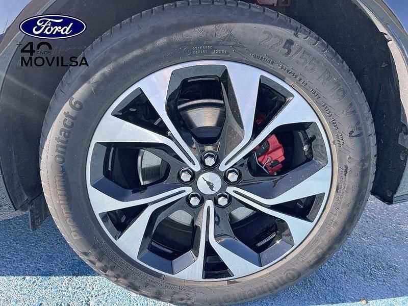 Usado Ford Mustang Mach-E Premium 216 kW (294 CV) 2024 Rojo SUV