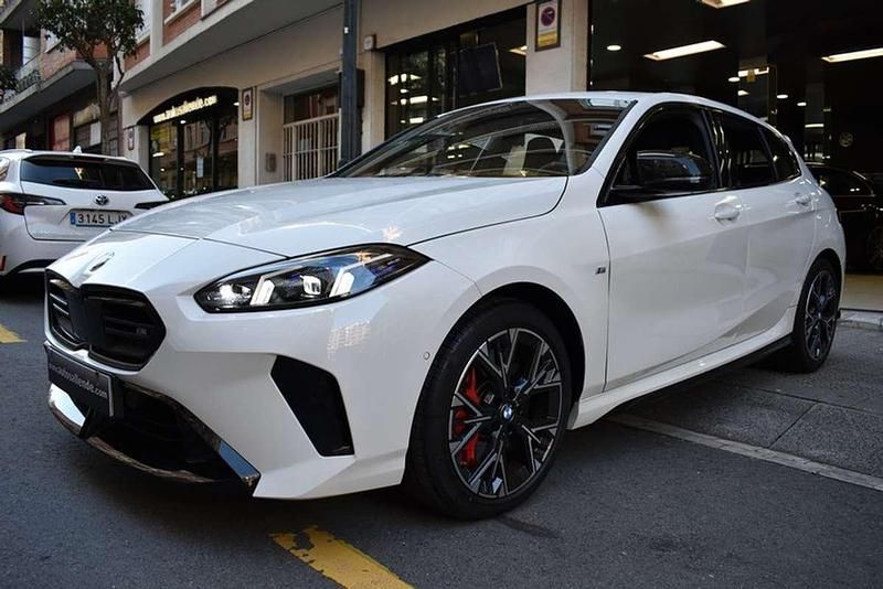 Usado BMW M135 300 CV (220 kW) 2025 Blanco Utilitario