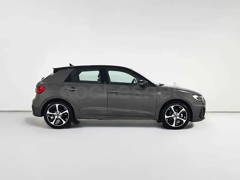 Nuevo Audi A1 Sportback 116 CV (85 kW) 2025 Gris / plata Utilitario
