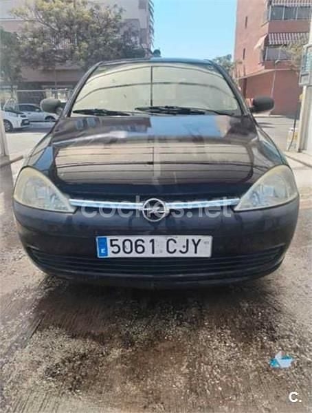 Usado Opel Corsa Club 75 CV (55 kW) 2003 Negro Berlina