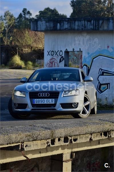 Gris / plata Usado 2009 Audi A5 Coupe | 11.000 € (Precio justo) - Imagen 1/4