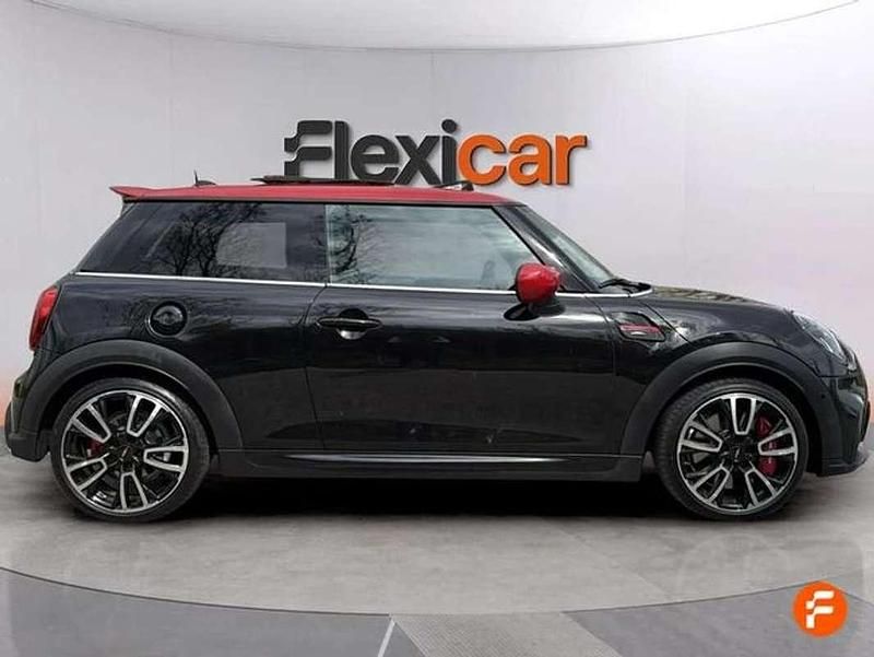 Usado Mini John Cooper Works 231 CV (169 kW) 2022 Negro Utilitario