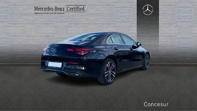 Usado Mercedes CLA200 150 CV (110 kW) 2024 Negro Berlina