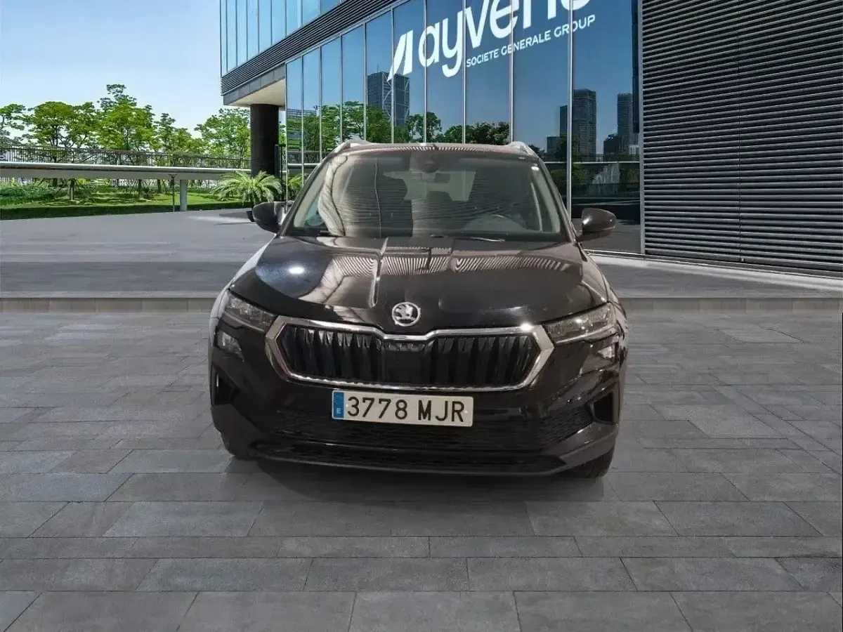 Usado Skoda Karoq Ambition 116 CV (85 kW) 2023 Negro SUV