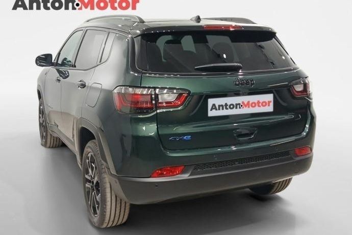 Nuevo Jeep Compass North 240 CV (176 kW) 2025 SUV
