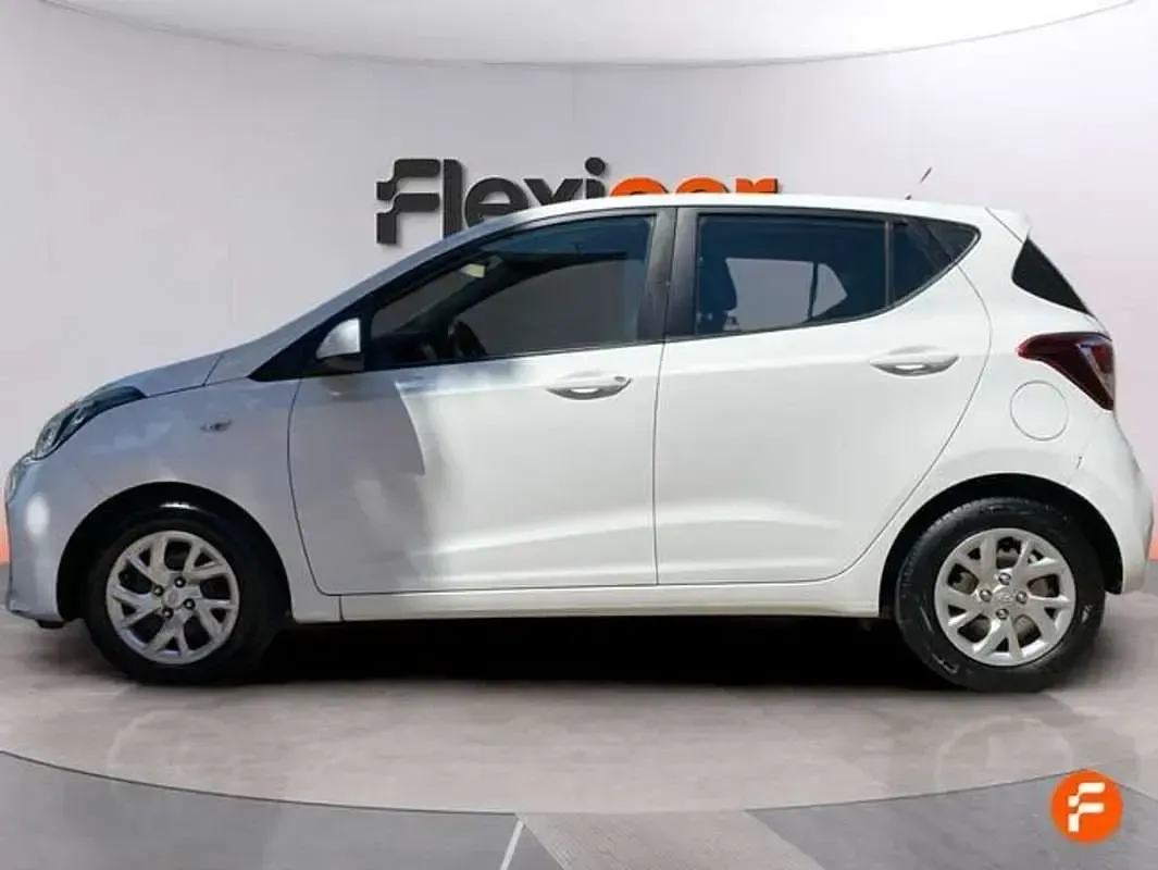 Usado Hyundai i10 67 CV (49 kW) 2019 Blanco Utilitario